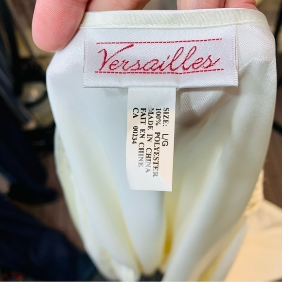 VERSAILLES Satiny Lace Off White Flowy Luxurious Long Dressing Gown Kimono Sz L - Picture 13 of 17